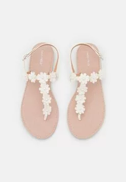 Anna Field Wide Fit T-Bar Sandals - White -Anna Field Shop b5dd5c2e5dbe4bc5ad52d0d2b31a63f0 scaled