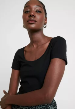 Anna Field 2 Pack- Basic T-Shirt - Black -Anna Field Shop b7a0cf434b134981a98f4eb170547af8 scaled