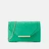 Anna Field Clutch - Green