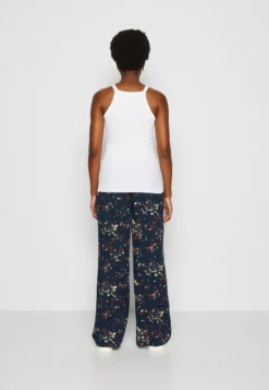 Anna Field 2 Pack - Top 2 Anna Field 2 Pack - Top -Anna Field Shop c1d3e3c35e03408699bfe557ef1f9484 scaled