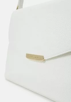 Anna Field Handbag - Off-White -Anna Field Shop cbc663e36a9d46c9b2748bfcdbda17cc scaled