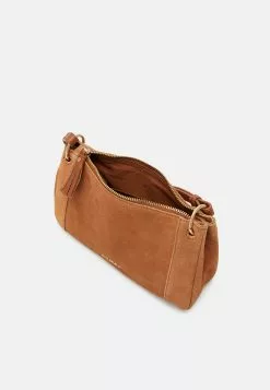 Anna Field Leather - Across Body Bag - Cognac 2 Anna Field Leather - Across Body Bag - Cognac -Anna Field Shop cc835dcc114a469eacd48d63803dac1f scaled