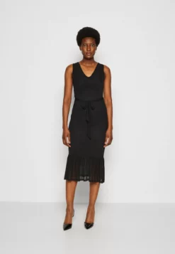 Anna Field Shift Dress - Black -Anna Field Shop d6faa96d911047e0b00d17b1c1493672 scaled