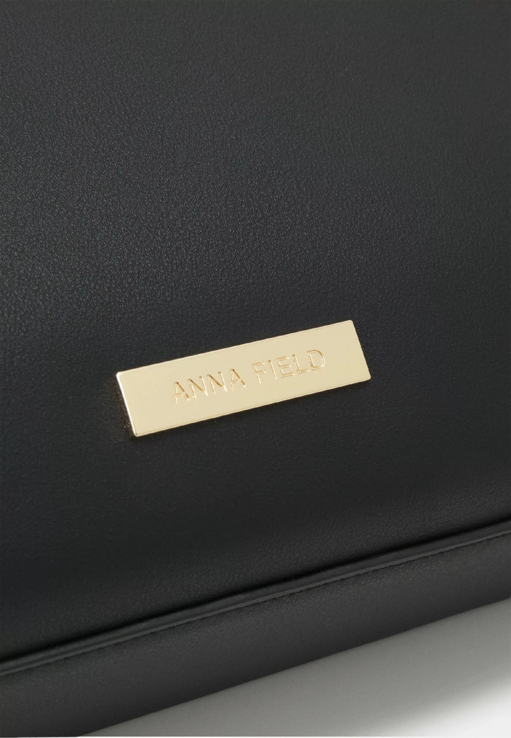 Laptop Bag - Black Anna Field Laptop Bag - Black -Anna Field Shop d7d2d467a9d04d21878ea9ce0399539b scaled