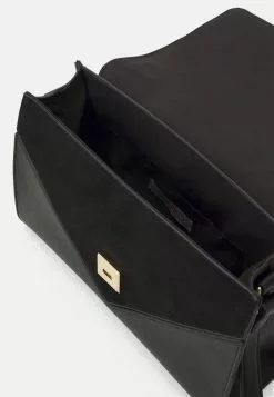 Anna Field Across Body Bag - Black 2 Anna Field Across Body Bag - Black -Anna Field Shop da17b71dc89f40fabc172da0a6d7675b scaled