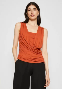 Anna Field Top - Brown -Anna Field Shop de2aff2238ea424c8dfca52700f28811 scaled