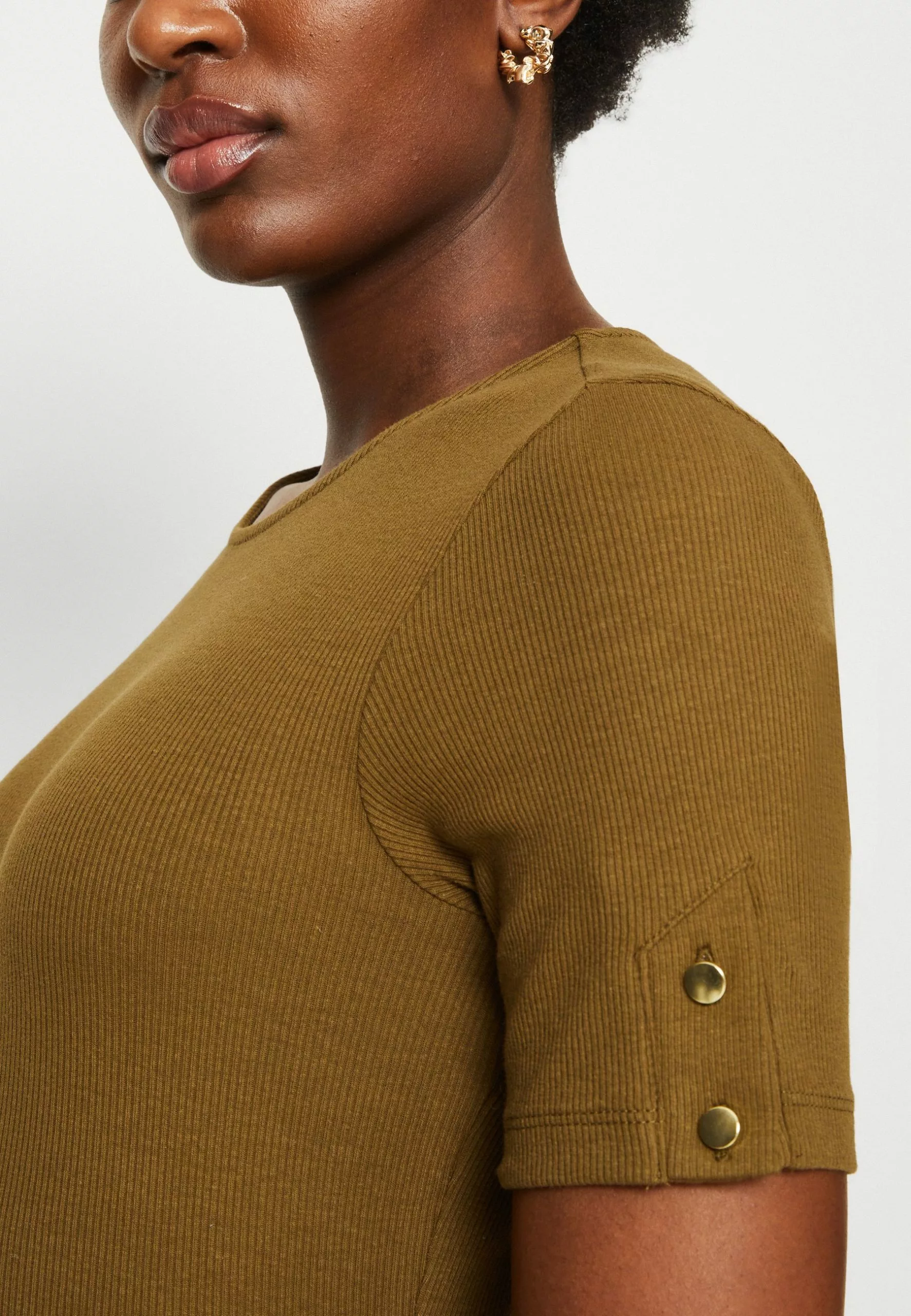 Print T-Shirt - Khaki Anna Field Print T-Shirt - Khaki -Anna Field Shop e11aa7d8d73b48878c911f14506dcbb8 scaled