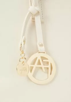 Anna Field Handbag -Off-White 3 Anna Field Handbag -Off-White -Anna Field Shop e3f192894ceb44de92f6b1e072e1bea1 scaled
