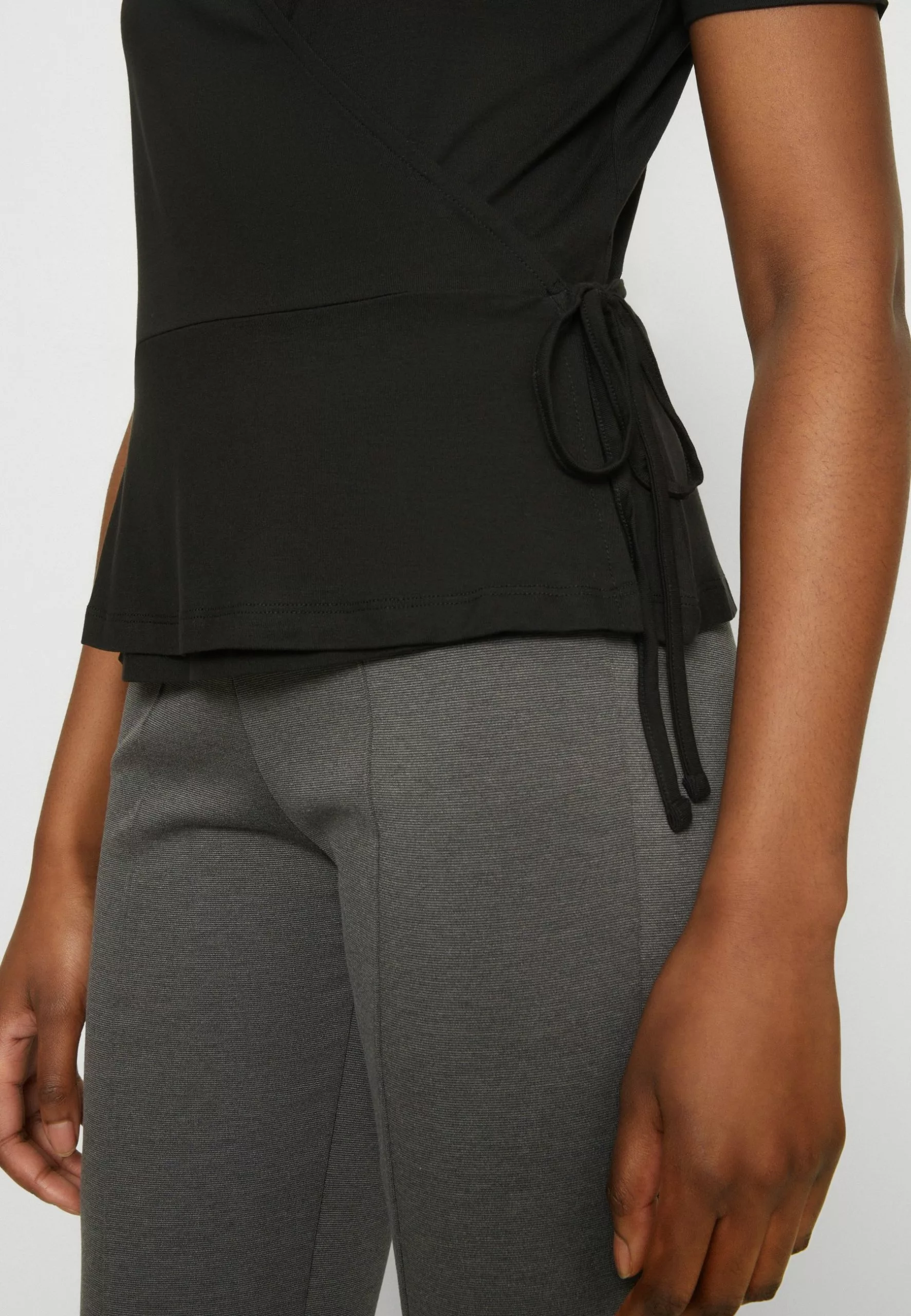 Print T-Shirt - Print T-Shirt Anna Field Print T-Shirt - Print T-Shirt -Anna Field Shop e756d903275941a89daa3f5a01325bf8 scaled