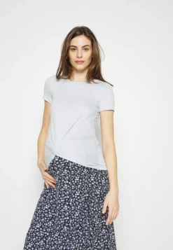 Anna Field MAMA Basic T-Shirt - Light Blue