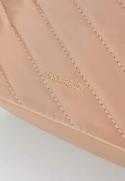 Anna Field Rucksack - Taupe -Anna Field Shop e852e562c0d74a27a7cd27f8c1d87098 scaled