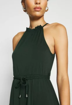 Anna Field Jersey Dress - Scarab -Anna Field Shop e8b82c36e062414db08a1bd57ce1fa90 scaled