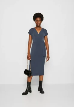 Anna Field Shift Dress - Shift Dress -Anna Field Shop f29cfab68ea640f09add93dd574422ca scaled