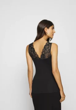 Anna Field Top - Black -Anna Field Shop fbf7d1feecd94c04a91c8f6d5b9af41d scaled