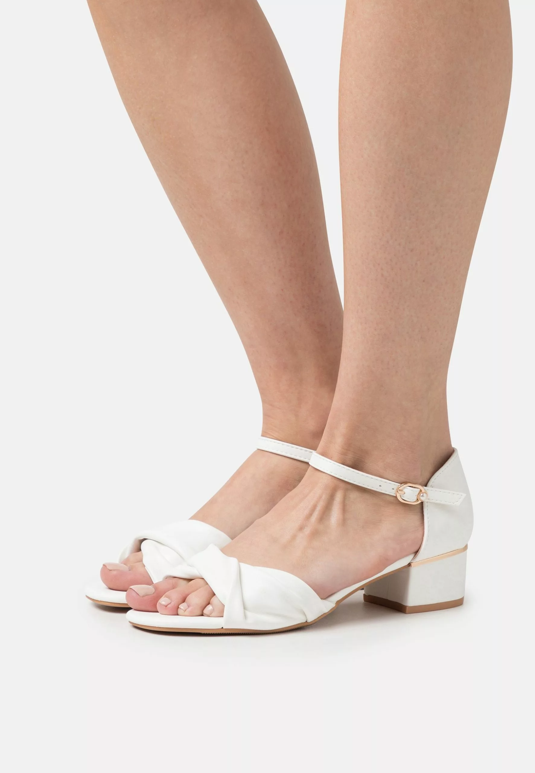Sandals - White Anna Field Sandals - White -Anna Field Shop fdd8227603254345ab7c756ad153776c scaled